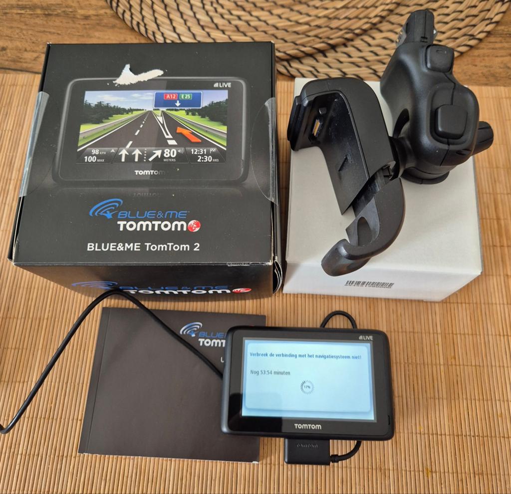 Nieuwe TomTom Blue&Me 2 met Europa kaart van 2026, Ophalen of Verzenden, Nieuw