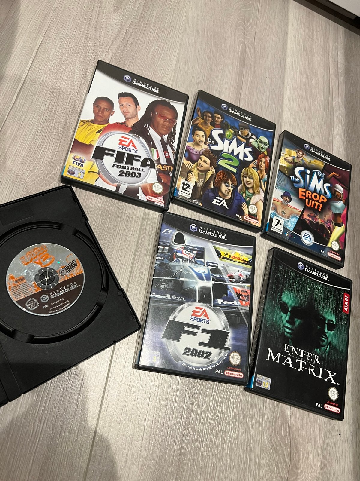 Diverse GameCube games: FIFA, Sims, F1, Enter the Matrix, Gebruikt, Verzenden, Overige genres, 1 speler