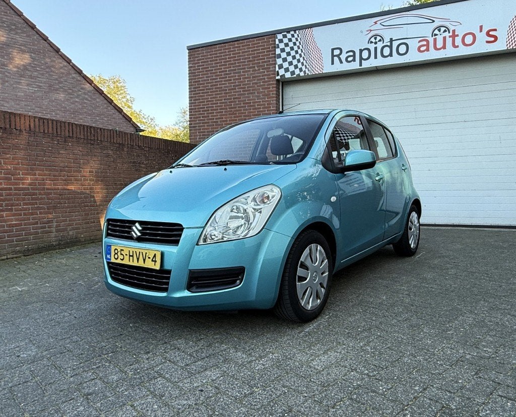 Suzuki SPLASH 1.0 COMFORT Nieuwe koppeling dealer onderhoude, Auto's, Suzuki, 31 €/maand, 996 cc, Origineel Nederlands, Bedrijf