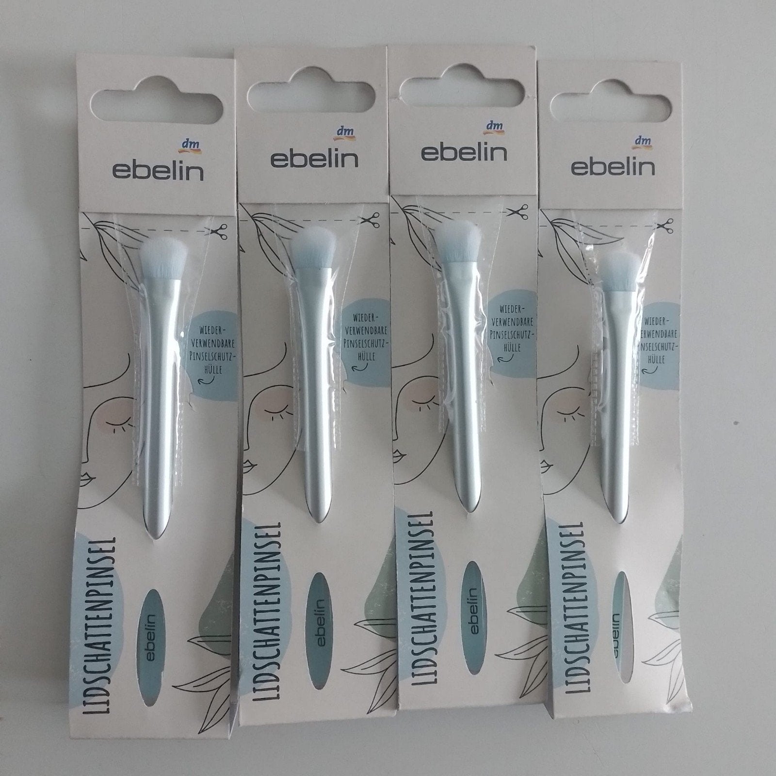 Nieuwe Ebelin Oogschaduwkwasten - Set van 4, Ogen, Nieuw, Ophalen of Verzenden, Toebehoren
