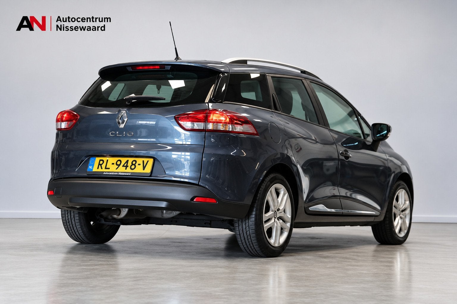 Renault Clio Estate 0.9 TCe Zen |Navi|Airco|Cruise|, Voorwielaandrijving, Gebruikt, 580 kg, 49 €/maand