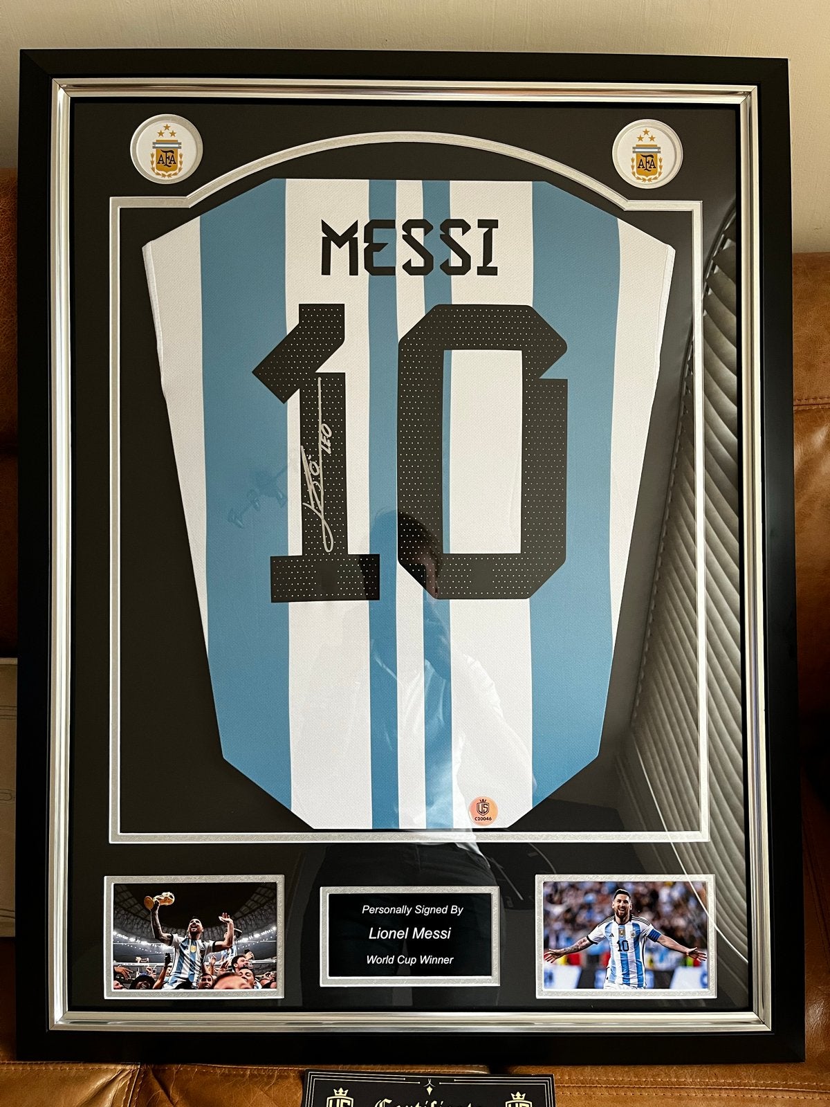 Gesigneerd Lionel Messi Shirt met COA - Ingelijst, Ophalen, Zo goed als nieuw, Buitenlandse clubs, Shirt