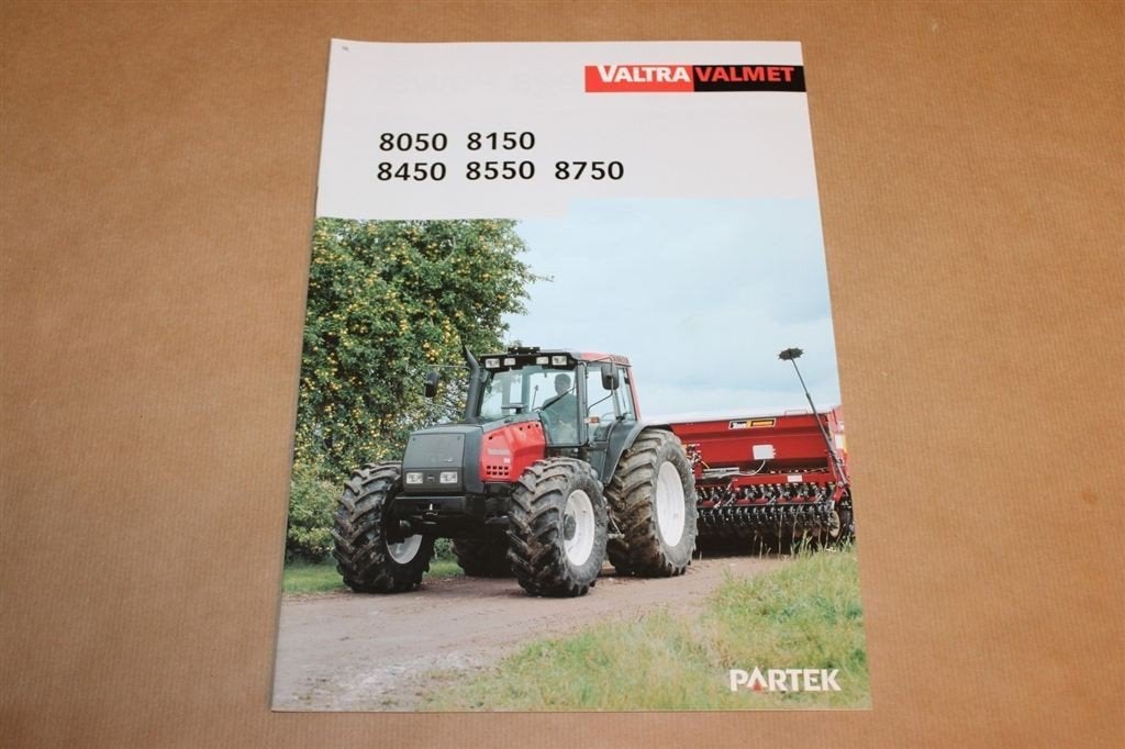 Grote traktor brochure - Valtra Valmet 8050 etc. - 1998, Ophalen of Verzenden, Zo goed als nieuw, Tractor en Landbouw