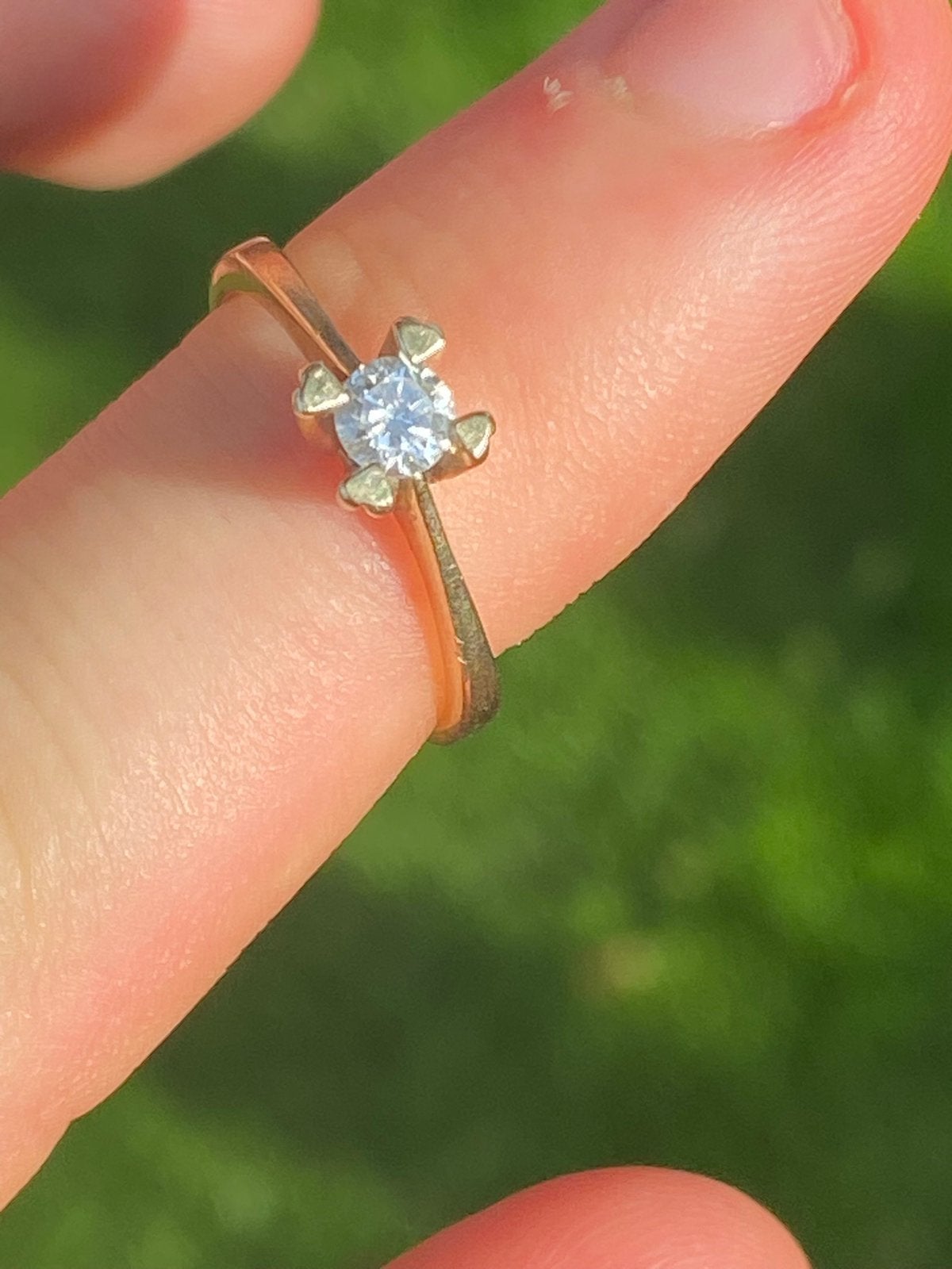 14k gouden solitaire ring, Ophalen of Verzenden, Zo goed als nieuw, Goud
