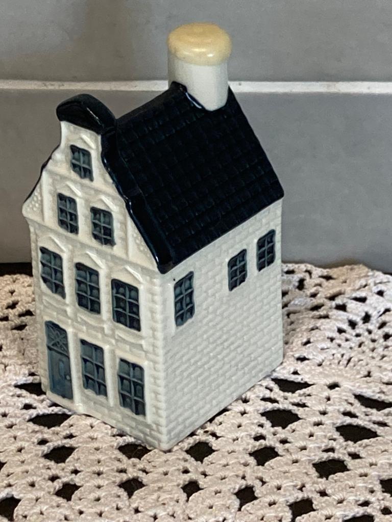 KLM huisje nummer 51 (260526s), Verzamelen, KLM Huisjes, Ophalen of Verzenden, Zo goed als nieuw, 41 t/m 60
