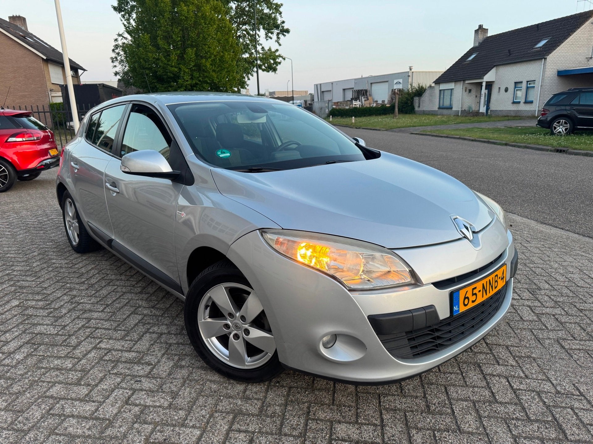Renault Mégane 1.6 Celsium Airco, Trekhaak,Nieuwe APK, Euro 5, Gebruikt, 4 cilinders, Electronic Stability Program (ESP)