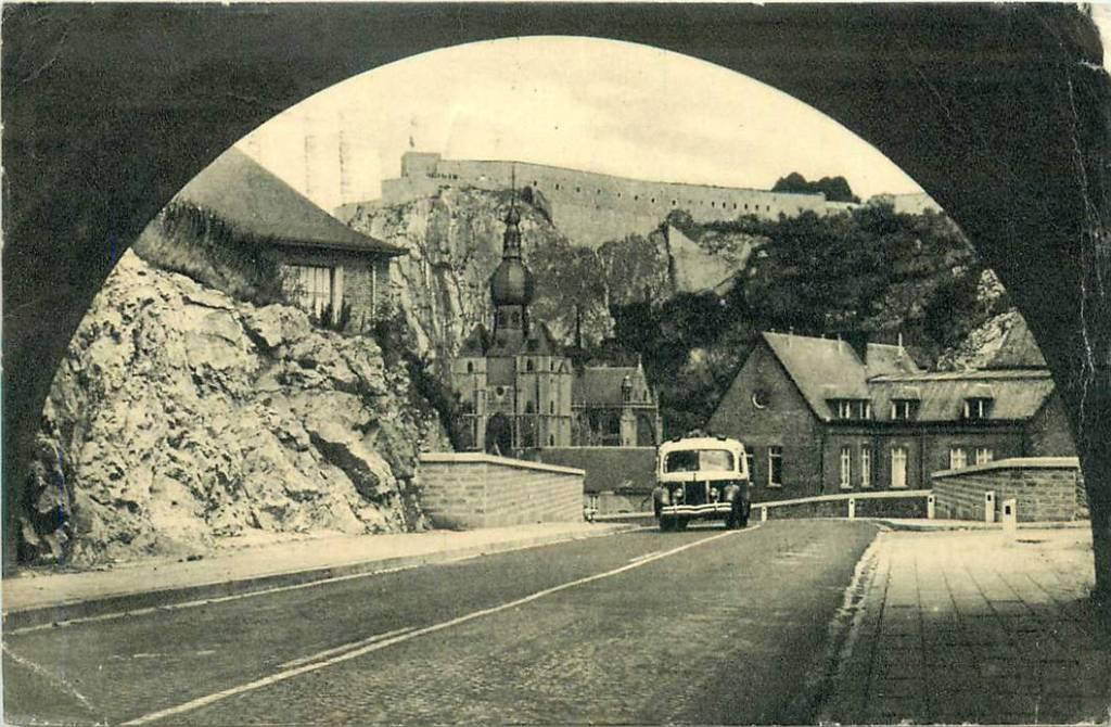 381-373-039 Dinant Steenweg, Verzenden, Voor 1920, Overig Europa