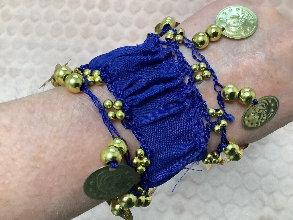 2 Buikdansarmbanden + Hoofdsierraad blauw, Ophalen of Verzenden, Zo goed als nieuw, Blauw, Overige materialen