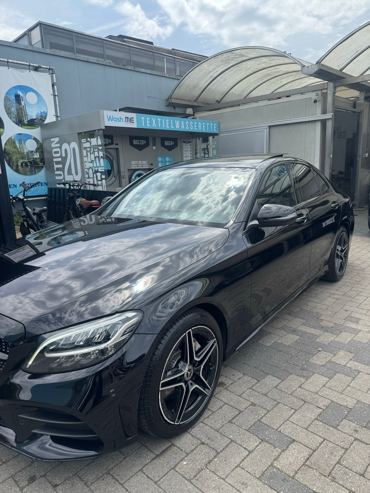 Mercedes-Benz C-Klasse C180 AMG Pano Facelift 2018 Zwart, Lichtsensor, 730 kg, 1800 kg, Zwart