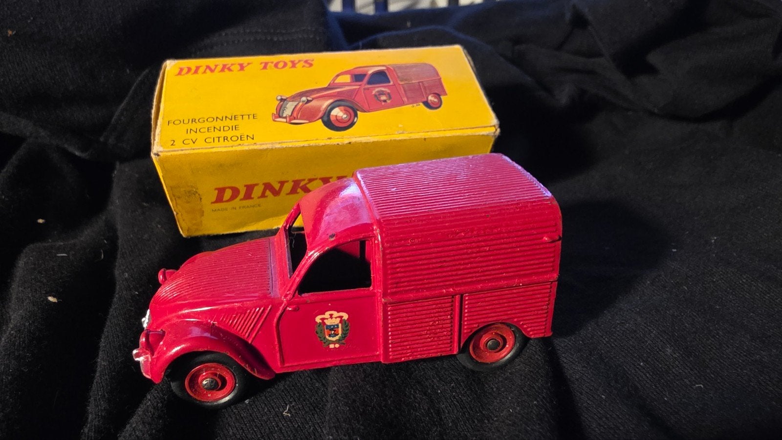 Dinky toys no 25 D 2cv citröen incl box made in France, Ophalen of Verzenden