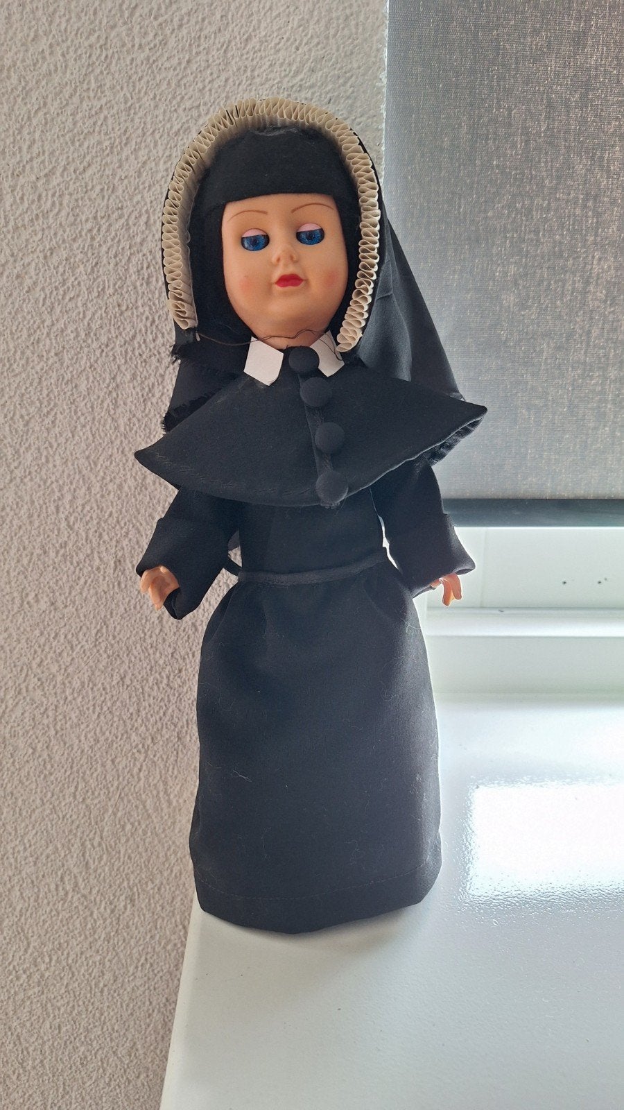Brocante oud popje non, Ophalen of Verzenden