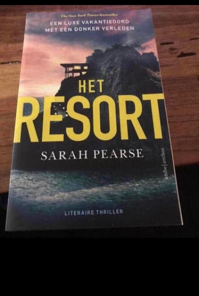 Het resort, Ophalen, Gelezen
