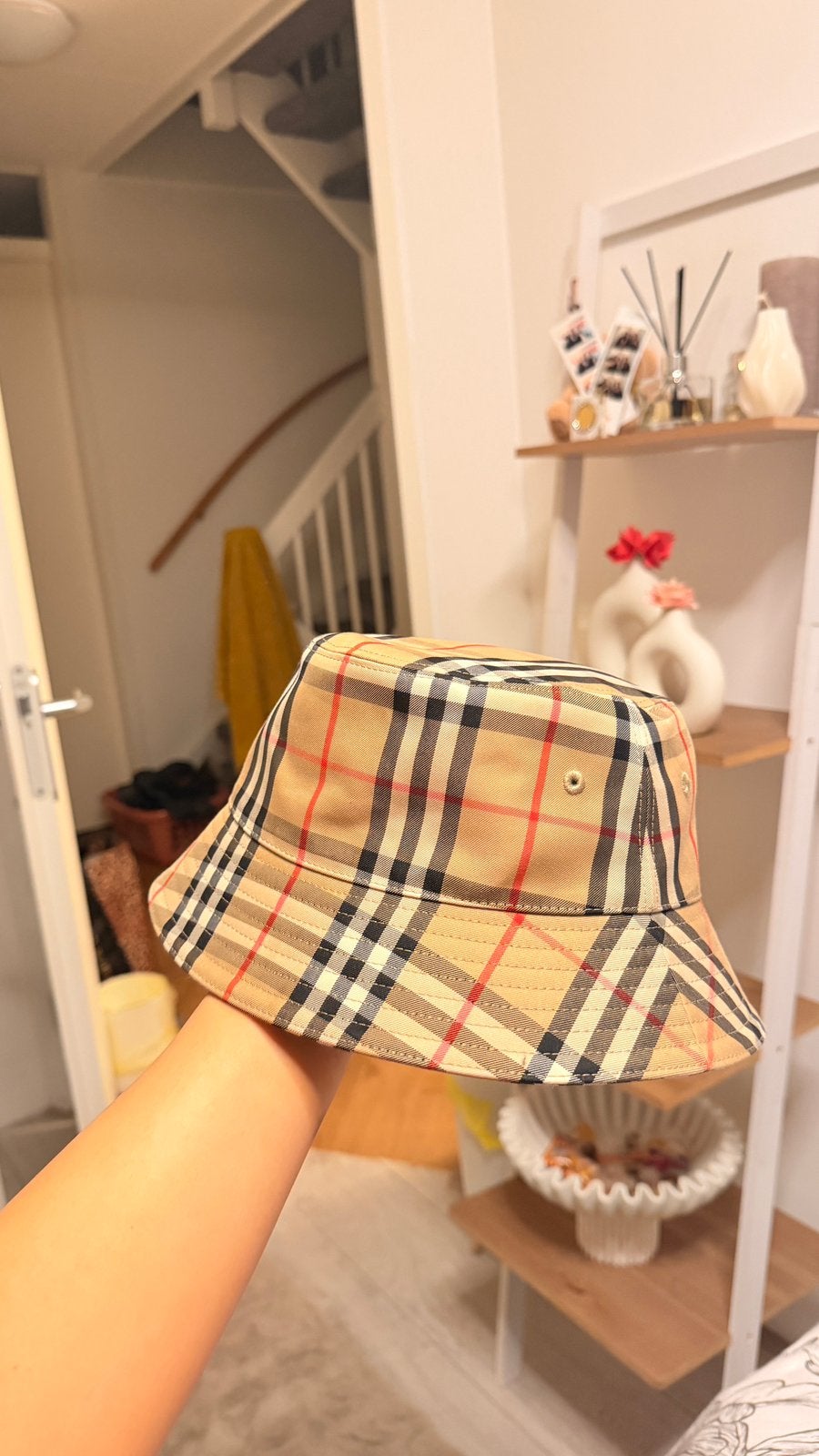 Burberry hoedje, Ophalen of Verzenden, Zo goed als nieuw, One size fits all
