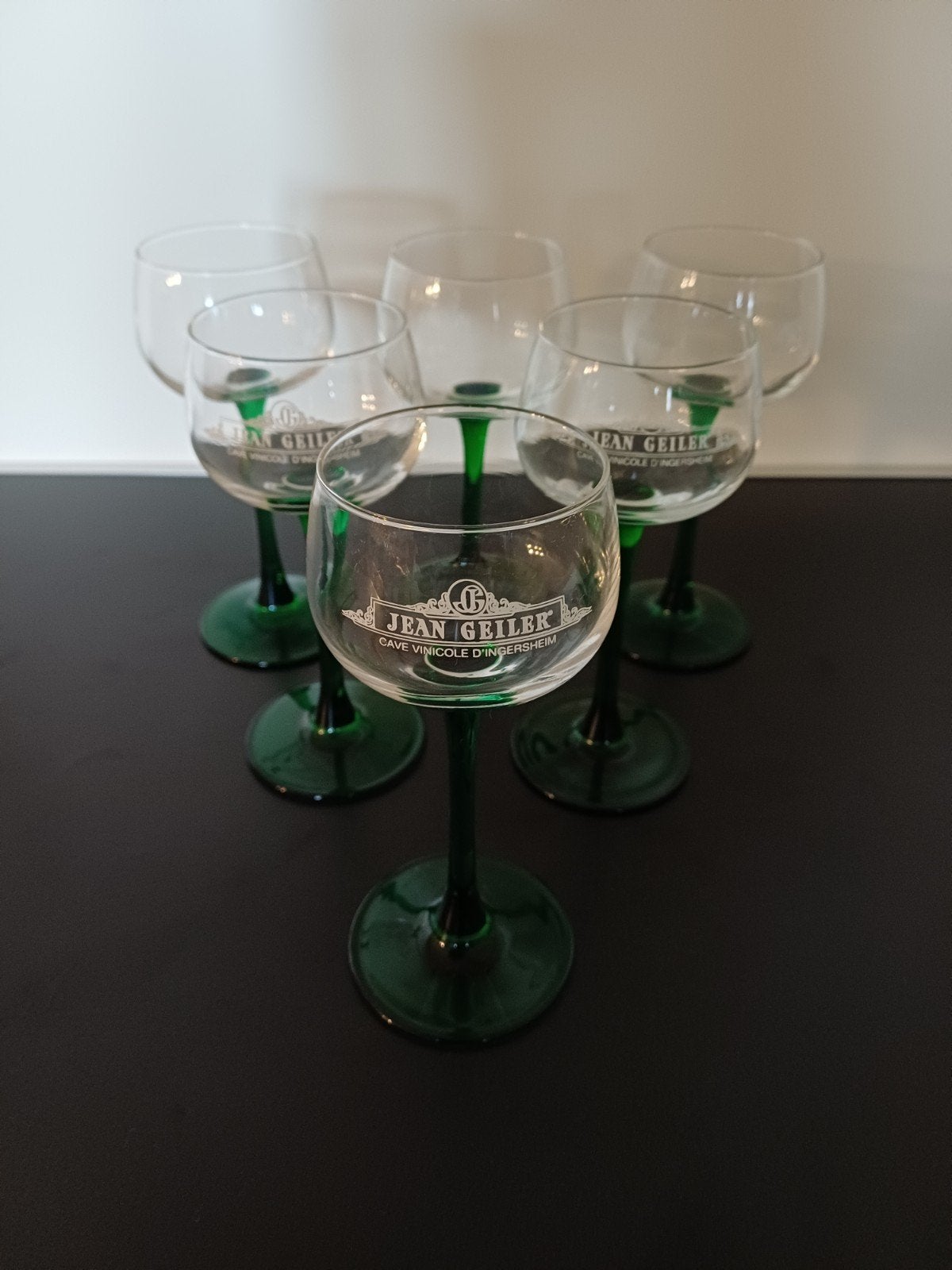 Set van 6 Jean Geiler wijnglazen met groene voet, Ophalen of Verzenden