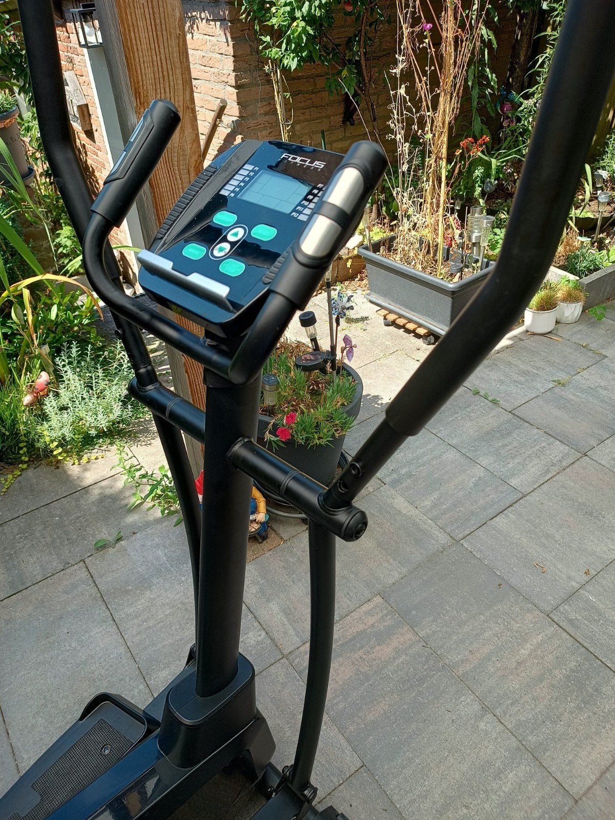 Focus Fitness Crosstrainer - Zo goed als nieuw, Ophalen, Benen, Zo goed als nieuw, Crosstrainer