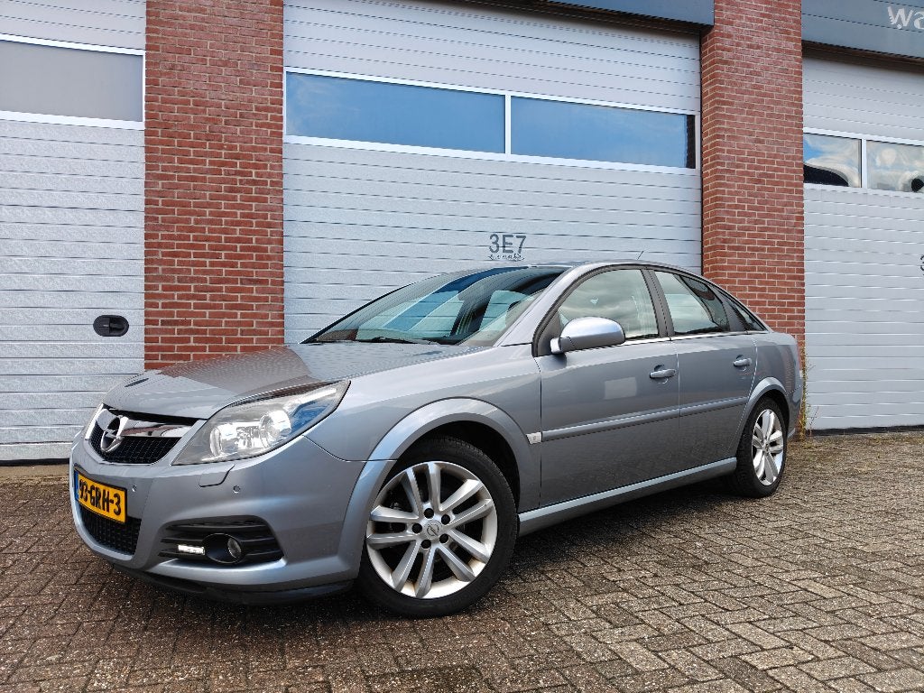 Opel Vectra 1.8 16V GTS 2008 Grijs, Auto's, Voorwielaandrijving, Zwart, 4 cilinders, Vectra