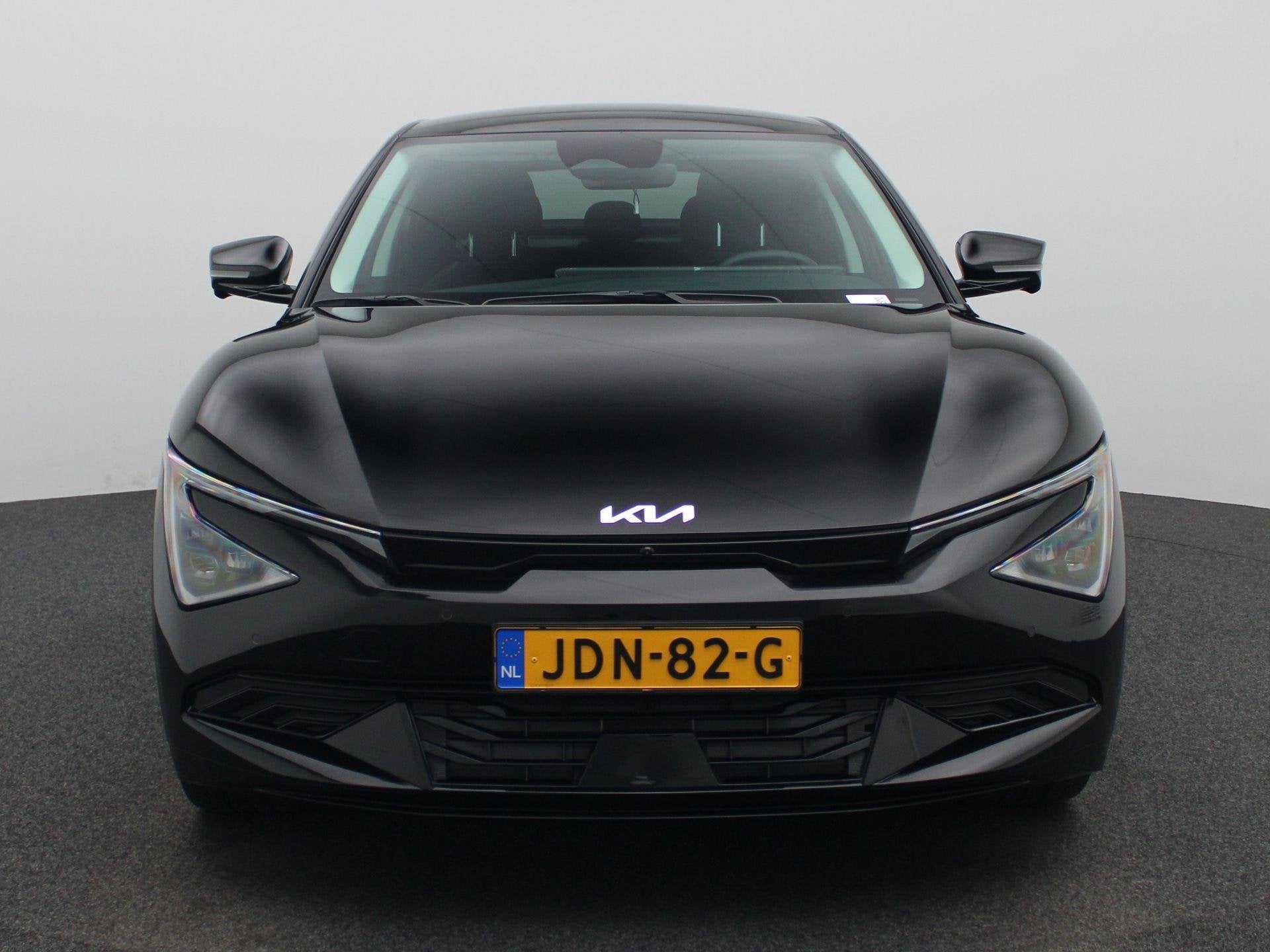 Kia EV6 Plus Advanced 84 kWh | NAVI | CAMERA | ELEKTR KLEP |, Auto's, Achterwielaandrijving, Lichtsensor, 1960 kg, Zwart