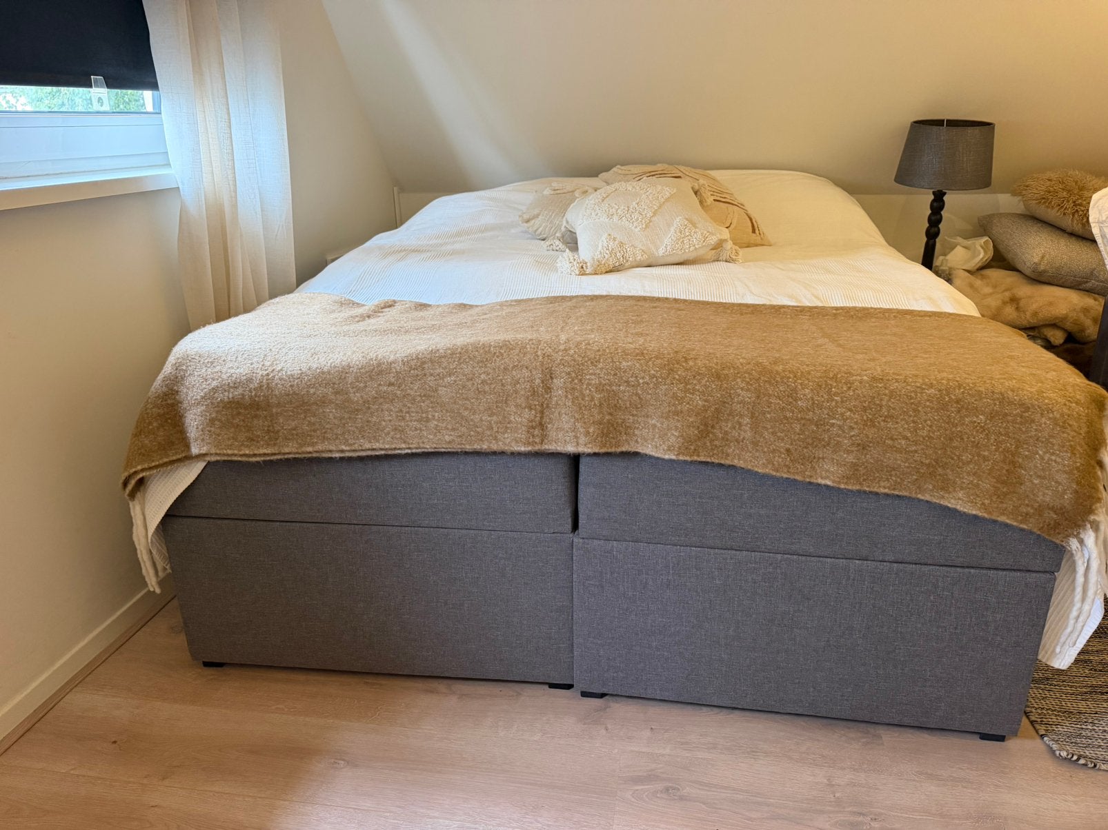 Boxspring 160 breed, Ophalen, Zo goed als nieuw, Twijfelaar, 200 cm