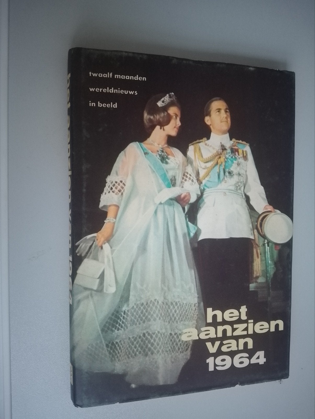 Het Aanzien van 1964 - Twaalf maanden wereldnieuws, Boeken, Ophalen of Verzenden, Gelezen, Overige typen
