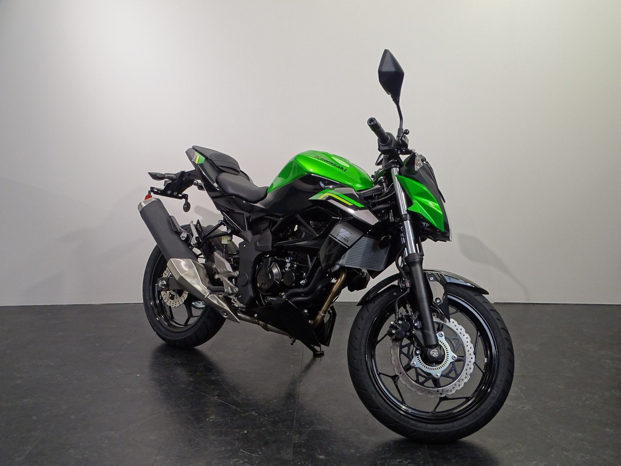 Kawasaki Z125, Nieuw, Bedrijf, 11 kW of minder, Naked bike