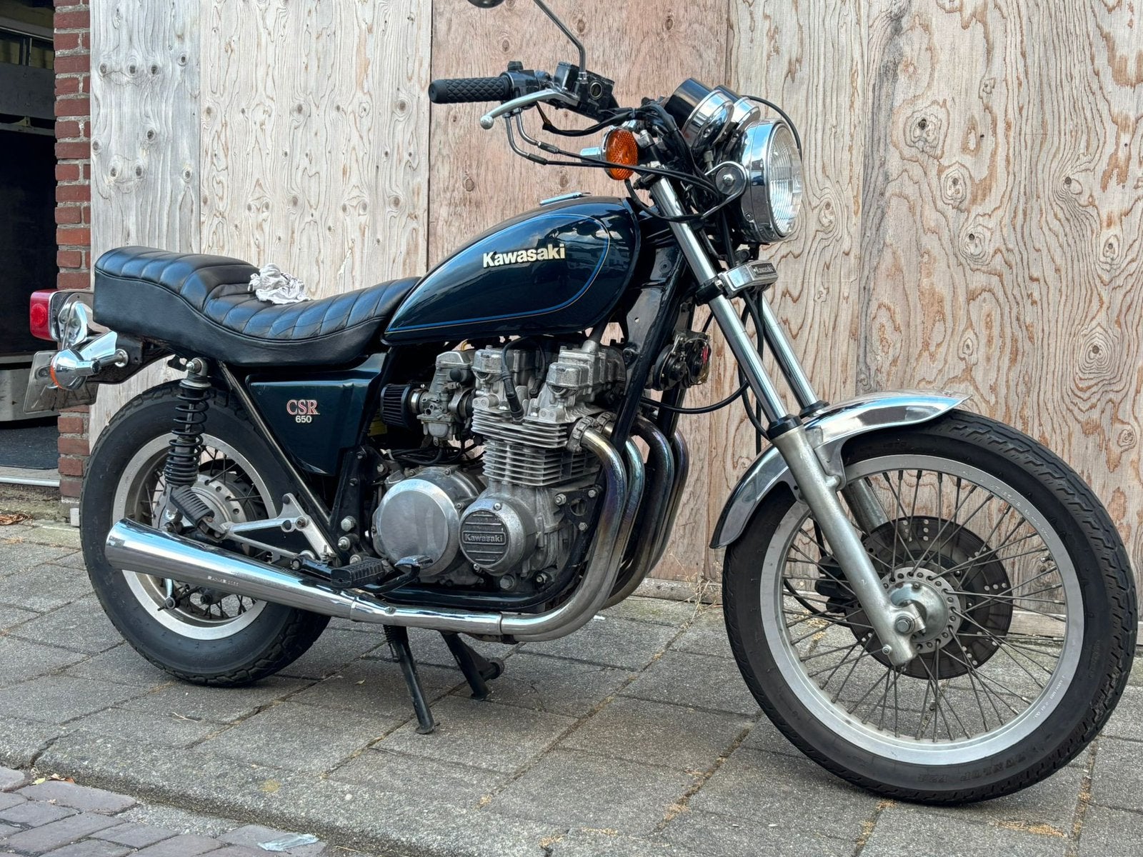 Kawasaki kz 650 csr 650 cafe racer scramble tracker