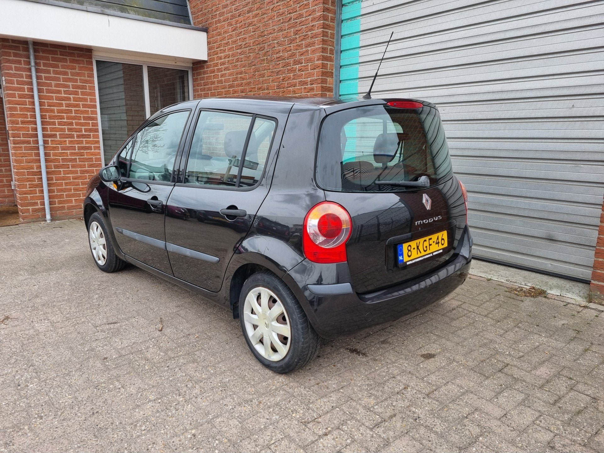 Renault Modus 1.2-16V Authentique Comfort Bj:2005, Voorwielaandrijving, Gebruikt, 4 cilinders, 1095 kg