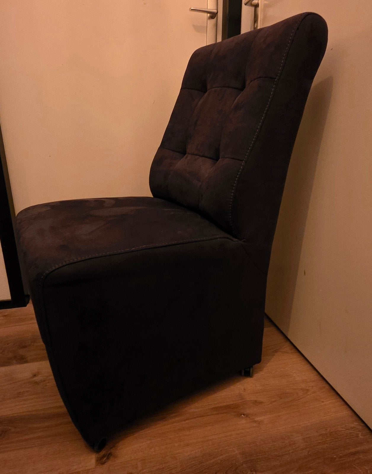 4 x Comfortabele antraciet eetkamerstoelen op wieltjes, Huis en Inrichting, Stoelen, Ophalen, Gebruikt, Overige kleuren, Vier