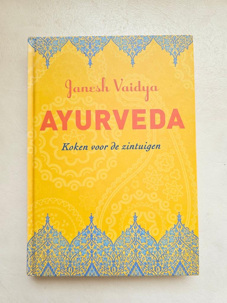 Ayurveda koken voor de zintuigen Ja esh Vaidya, Boeken, Ophalen of Verzenden, Zo goed als nieuw, Italië