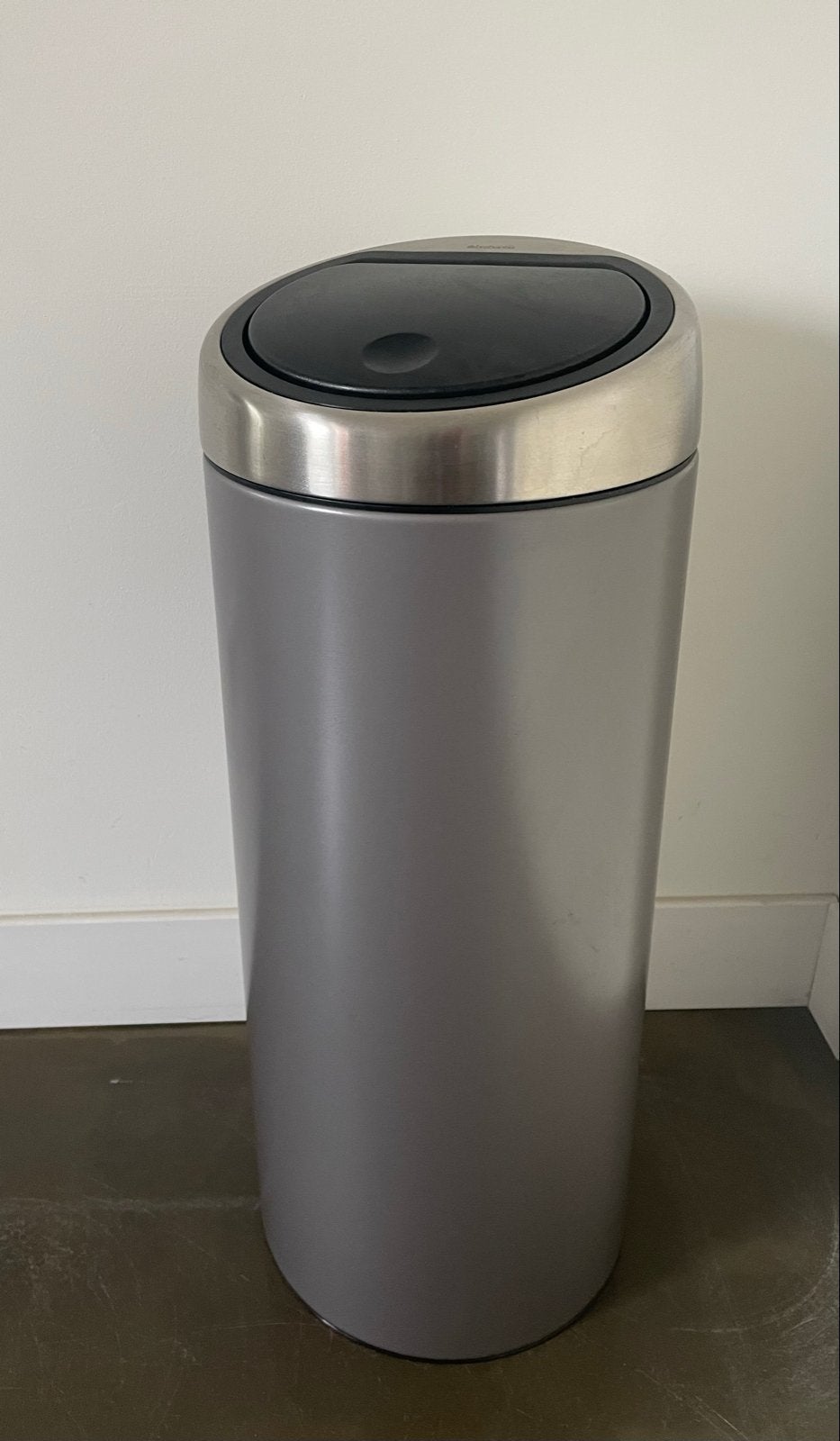 Brabantia prullenbak 30 liter, Ophalen, 50 – 75, Gebruikt, 20 tot 30 liter