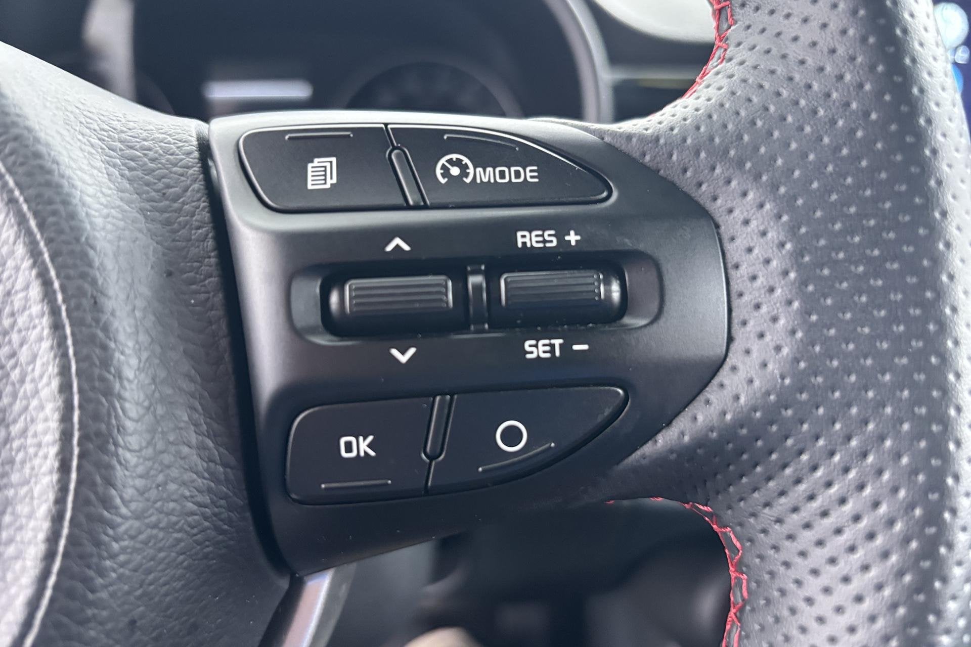 Foto 28 van Kia Picanto 1.0 DPi GT-Line Compacte allrounder met een spor