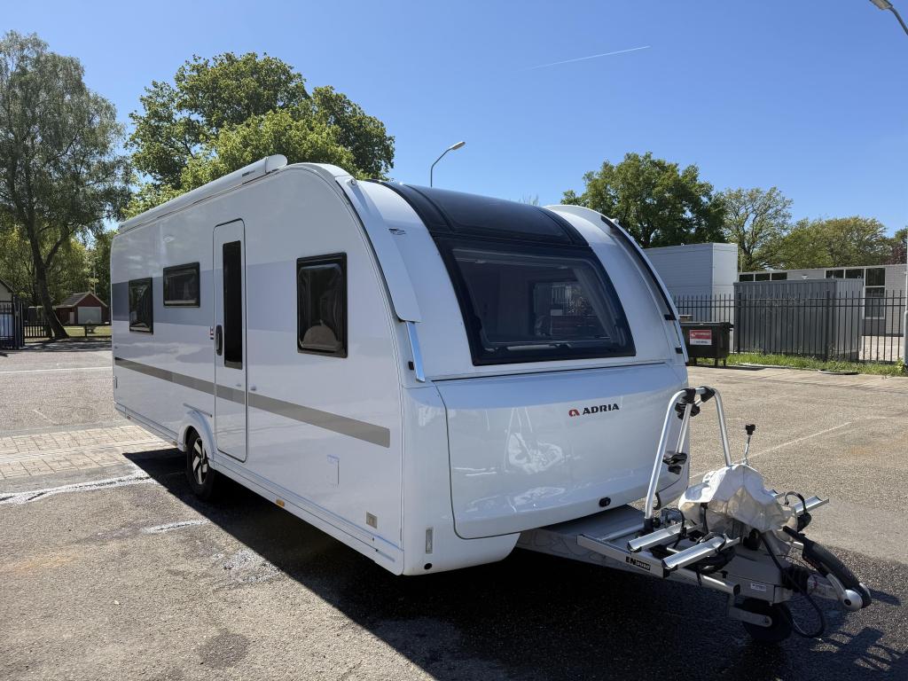 Adria Adora 593UP 2022, Caravans en Kamperen, Niet ingevuld, Niet ingevuld, Niet ingevuld, Tot en met 4