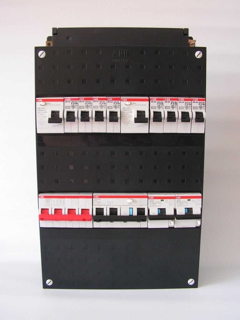 ABB busboard 3-fase 8 groepenkast + 3~ alamat + 2 x 1~ PV, Ophalen of Verzenden, Gebruikt, ABB, Overige typen