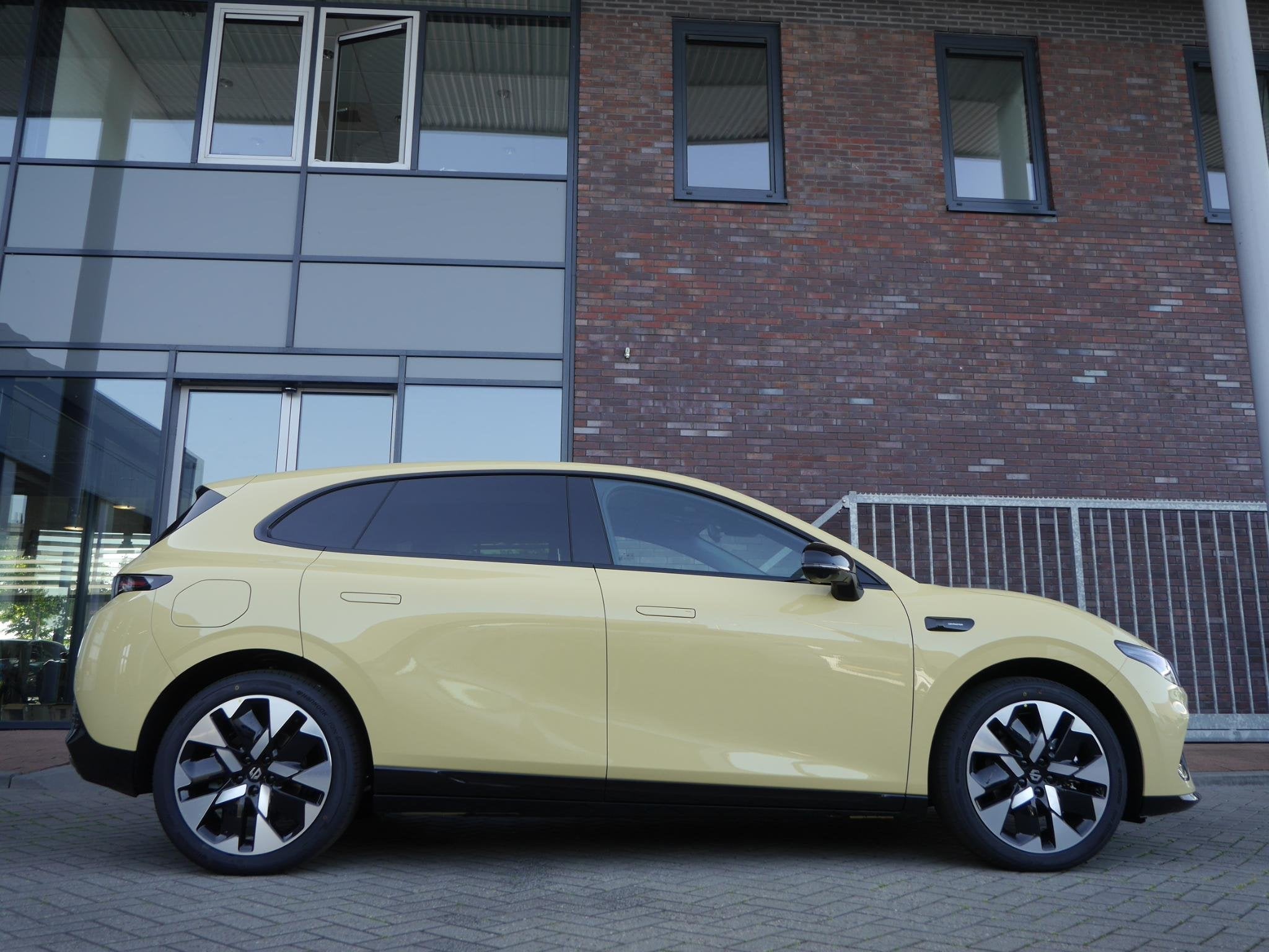 Leapmotor B05 ProMax Design 67.1 kWh | Panoramadak | Elektri, Auto's, Leapmotor, Achterwielaandrijving, Overige modellen, 450 min