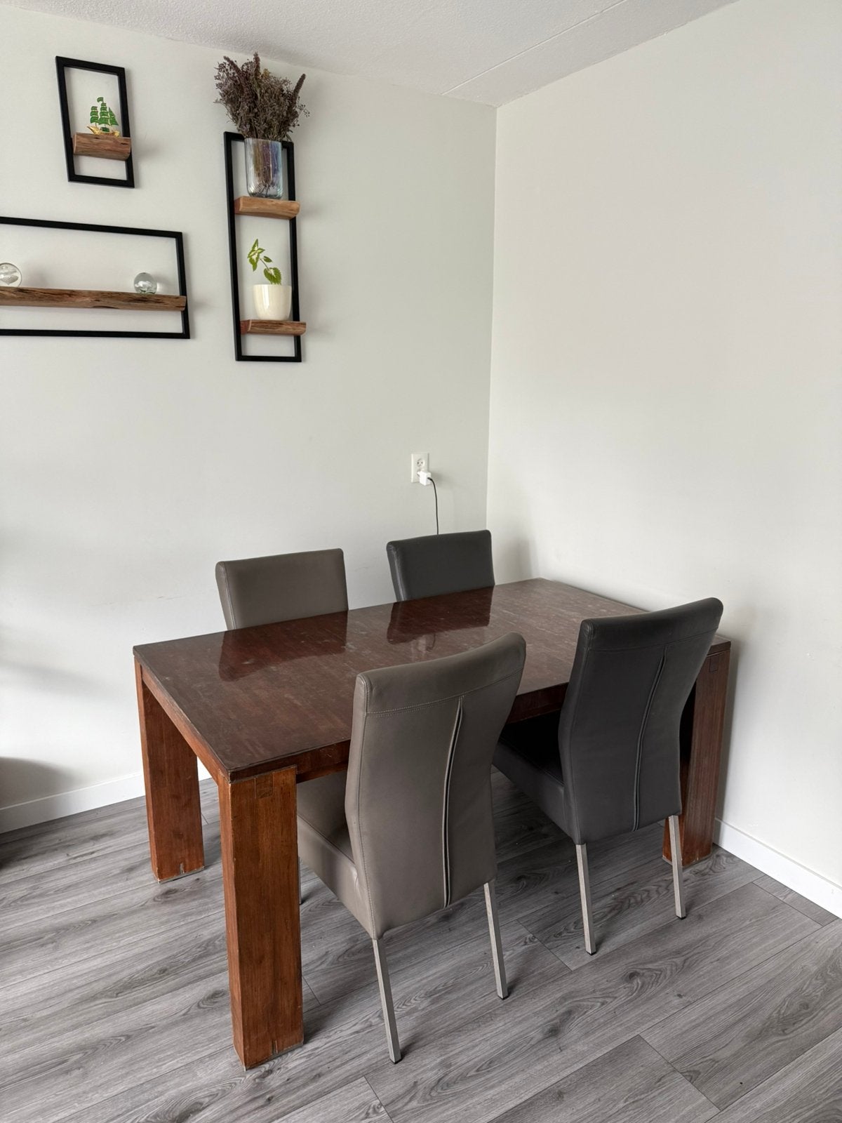 Uitschuifbare Eettafel Robuust incl 4 stoelen, Ophalen, 200 cm of meer, 50 tot 100 cm, Zo goed als nieuw