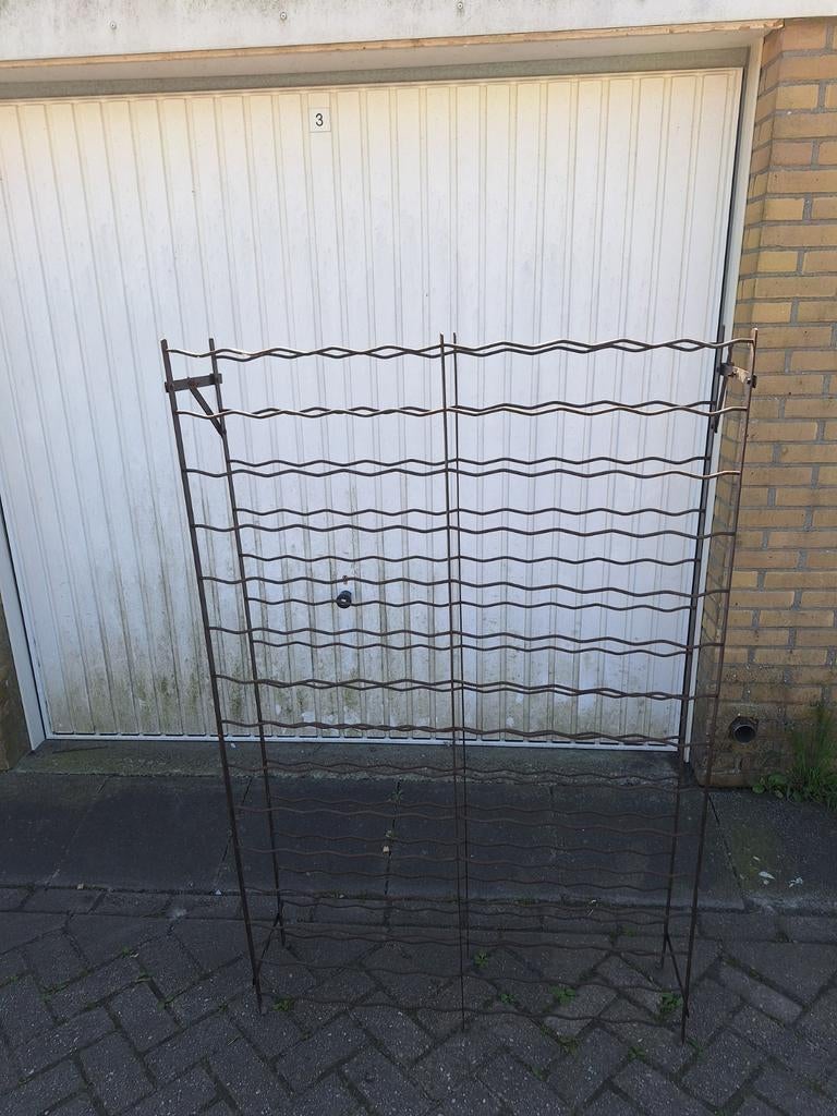Wijnrek uit Frankrijk, Huis en Inrichting, Woonaccessoires | Wijnrekken, Ophalen, Gebruikt, 25 flessen of meer, Metaal