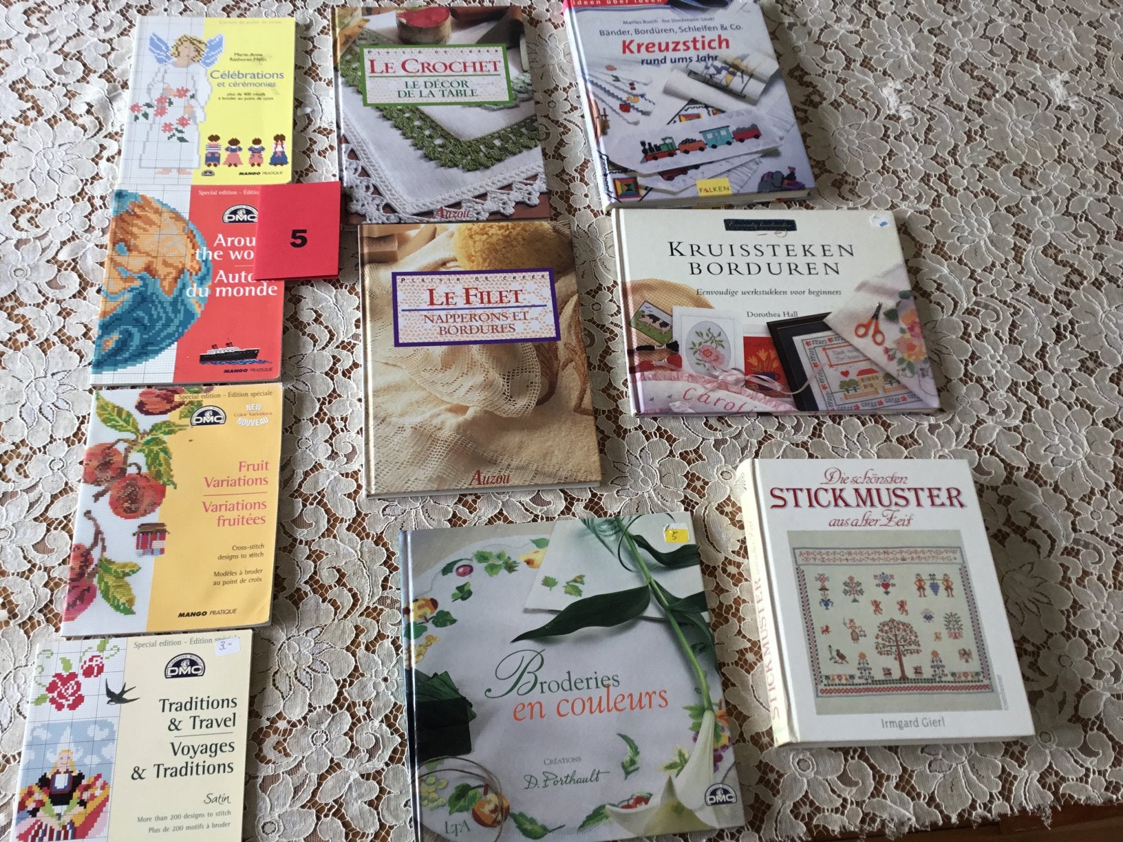 Handwerk en borduur boeken serie 5 ☘️, Ophalen of Verzenden, Gebruikt, Patroon