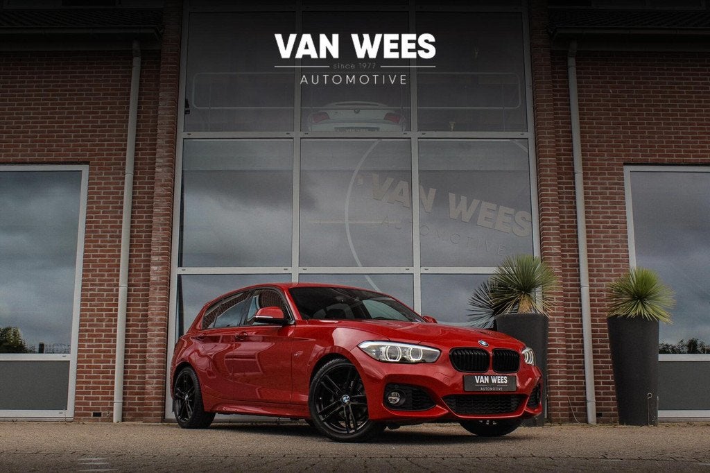 BMW 1-serie 118i Edition M Sport Shadow High Executive LCI 2, Auto's, BMW, 1-Serie, Bedrijf, 3 cilinders, Automatische klimaatregeling
