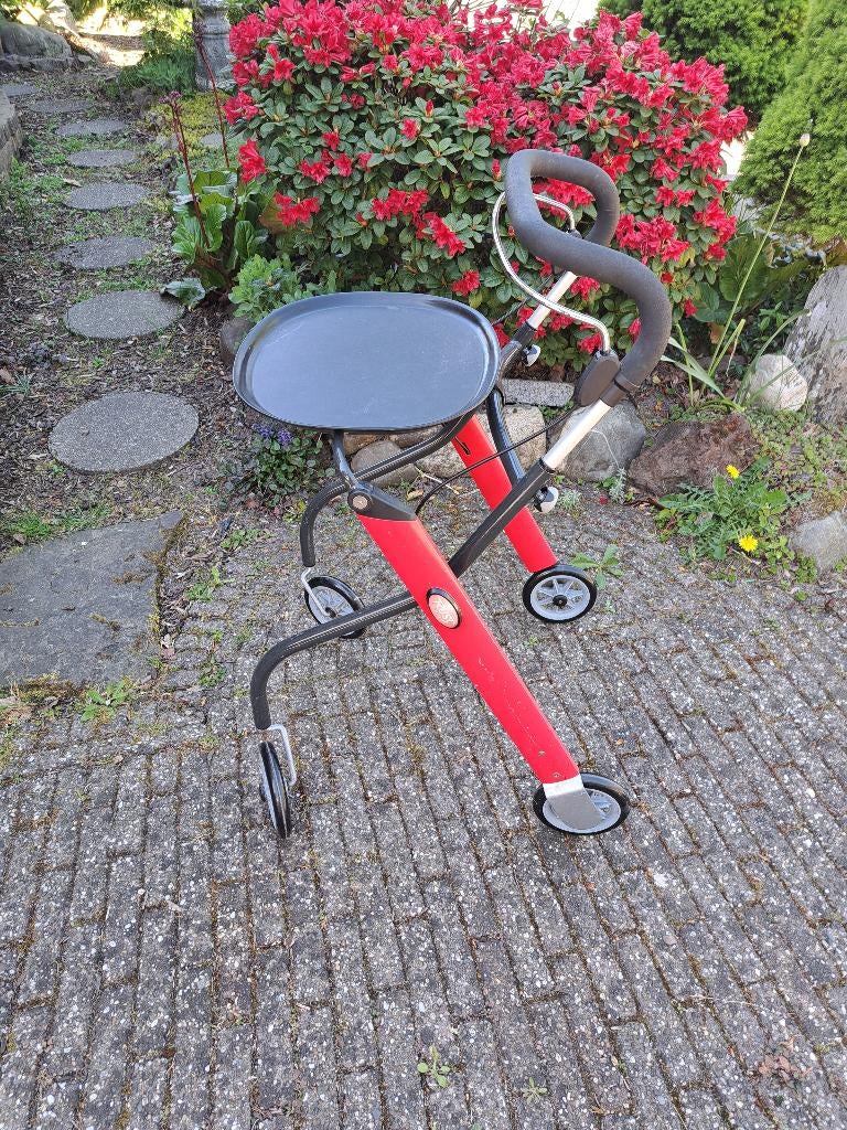 Lets go rollator voor binnen, Diversen, Rollators, Zo goed als nieuw, Lichtgewicht, Ophalen