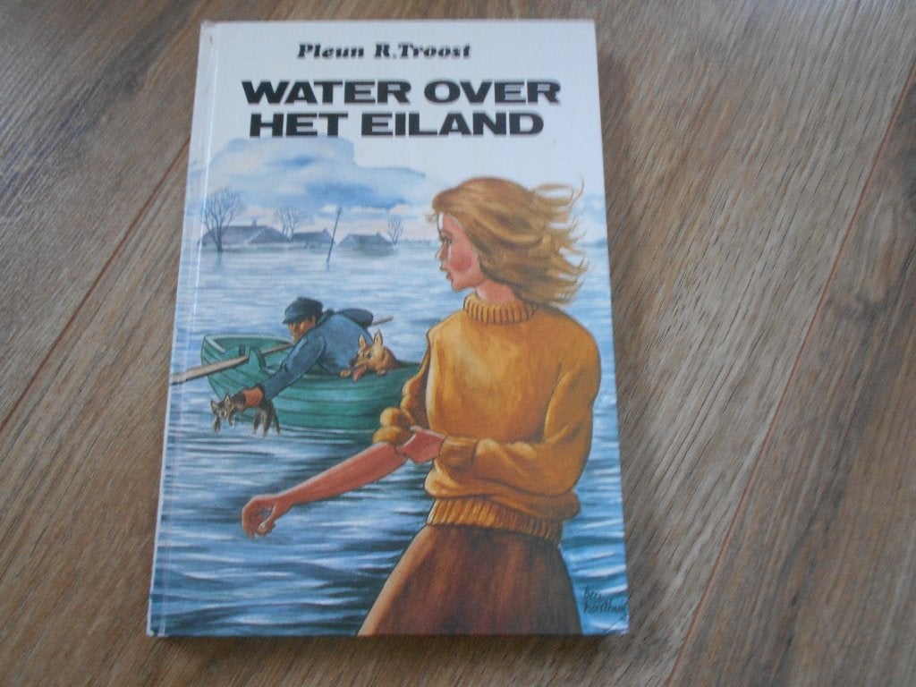 Pleun R. Troost Water over het eiland, Ophalen of Verzenden, Zo goed als nieuw
