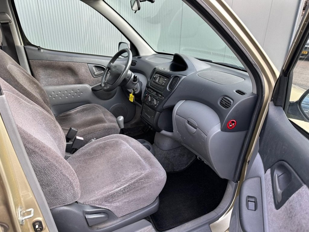 Toyota Yaris Verso 1.5-16V VVT-i Sol AIRCO | NAP !, foto 10