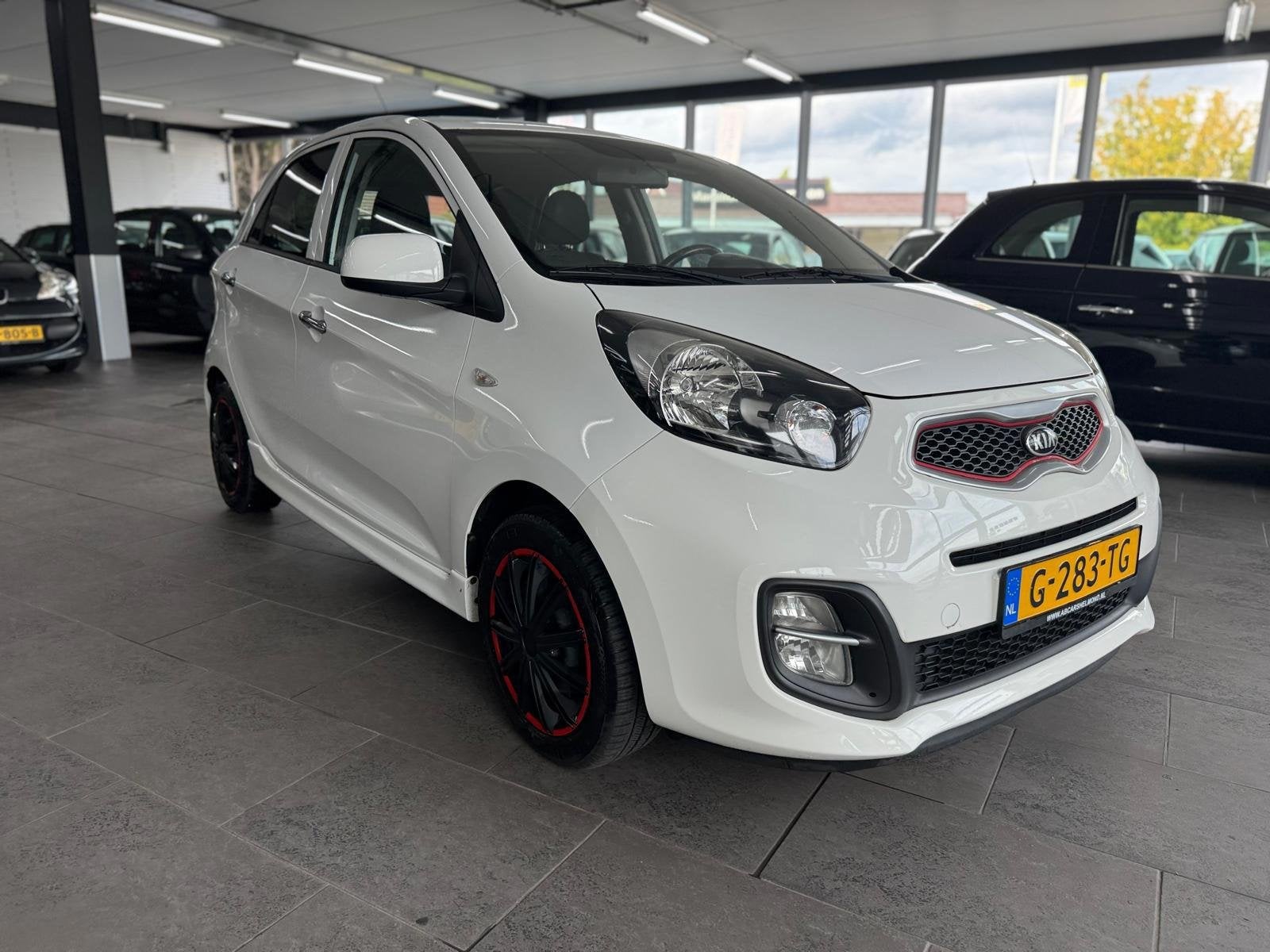Kia Picanto 1.2 CVVT BusinessLine 5-deurs airco elektrische, Auto's, Voorwielaandrijving, Euro 5, Gebruikt, Zwart