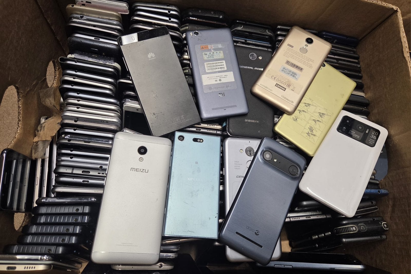 TE KOOP PARTIJ 100 STUKS ANDROID TELEFOONS €9 P.S., Ophalen of Verzenden, Gebruikt, Overige typen, Samsung