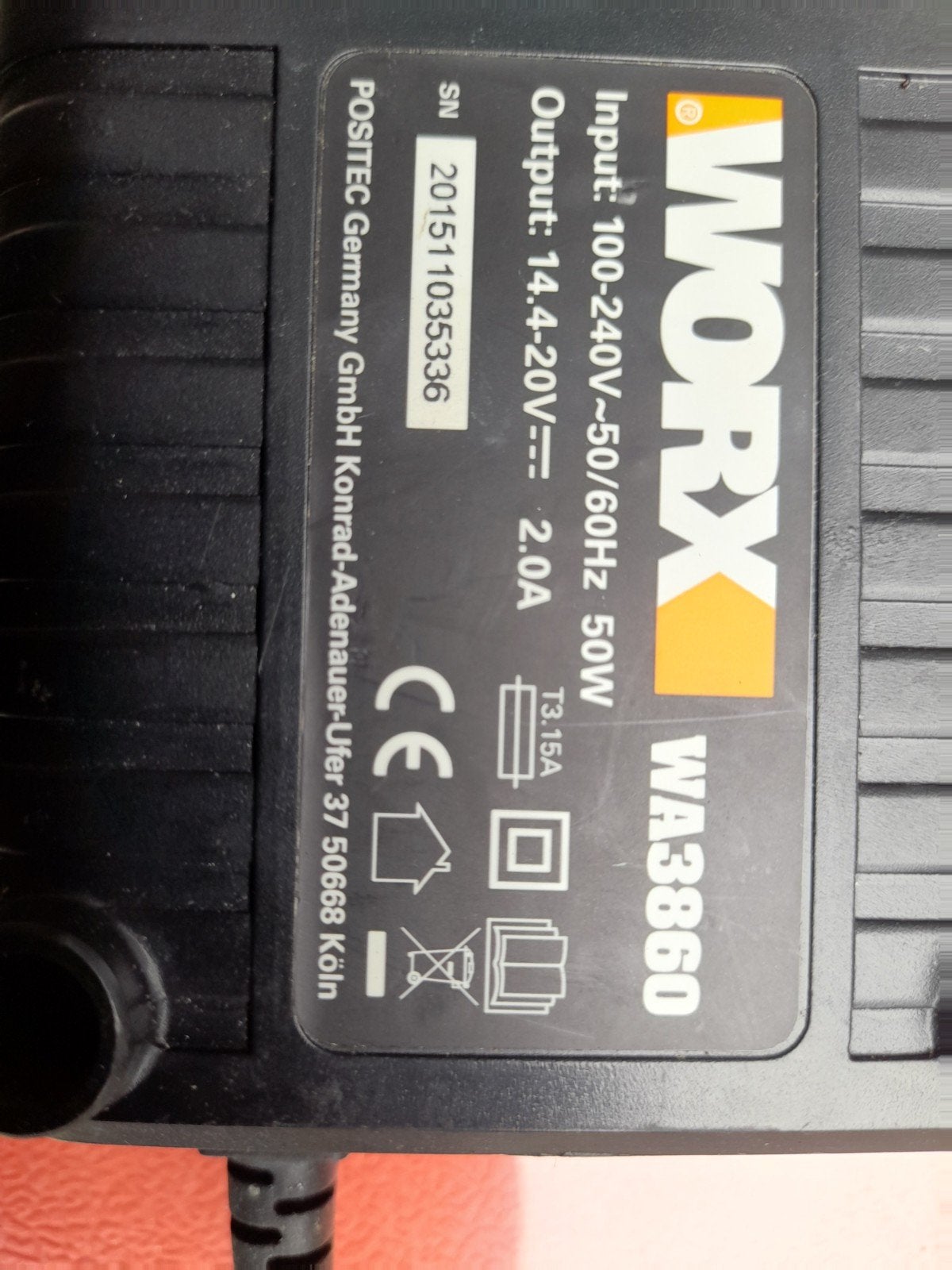 WORX Acculader WA3860 - 14.4-20V - 2.0A, Ophalen of Verzenden