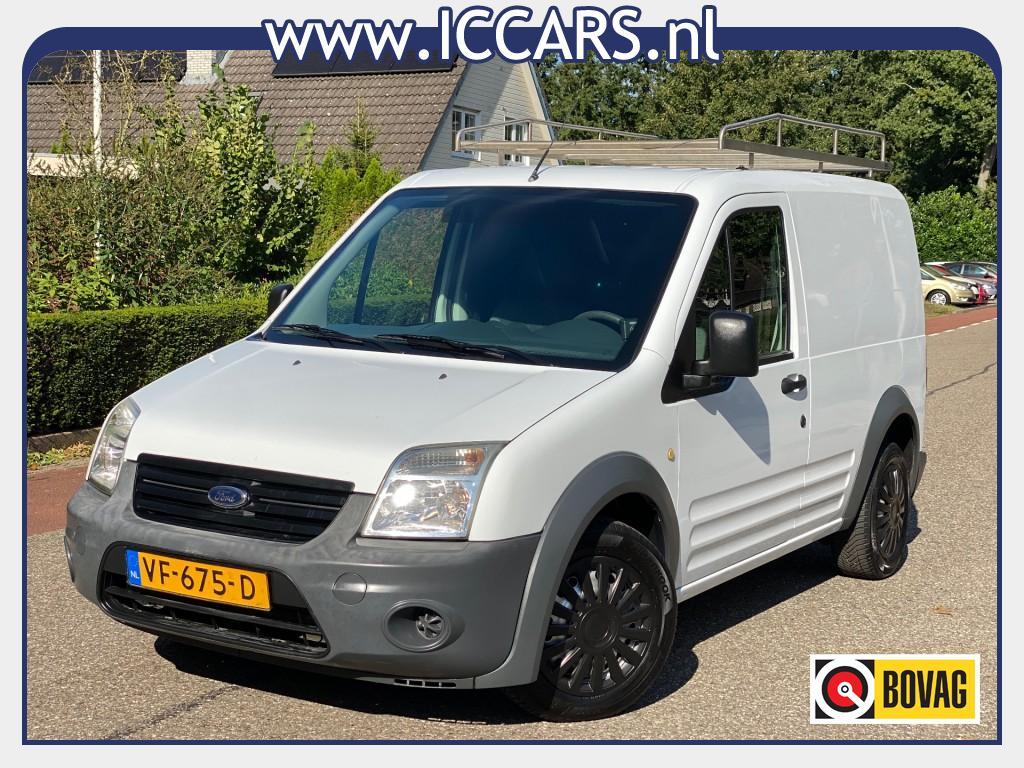 Ford TRANSIT CONNECT 1.8 TDCI - Airco - Imperiaal - Trekhaak, 730 kg, 1363 kg, 4 cilinders, Wit
