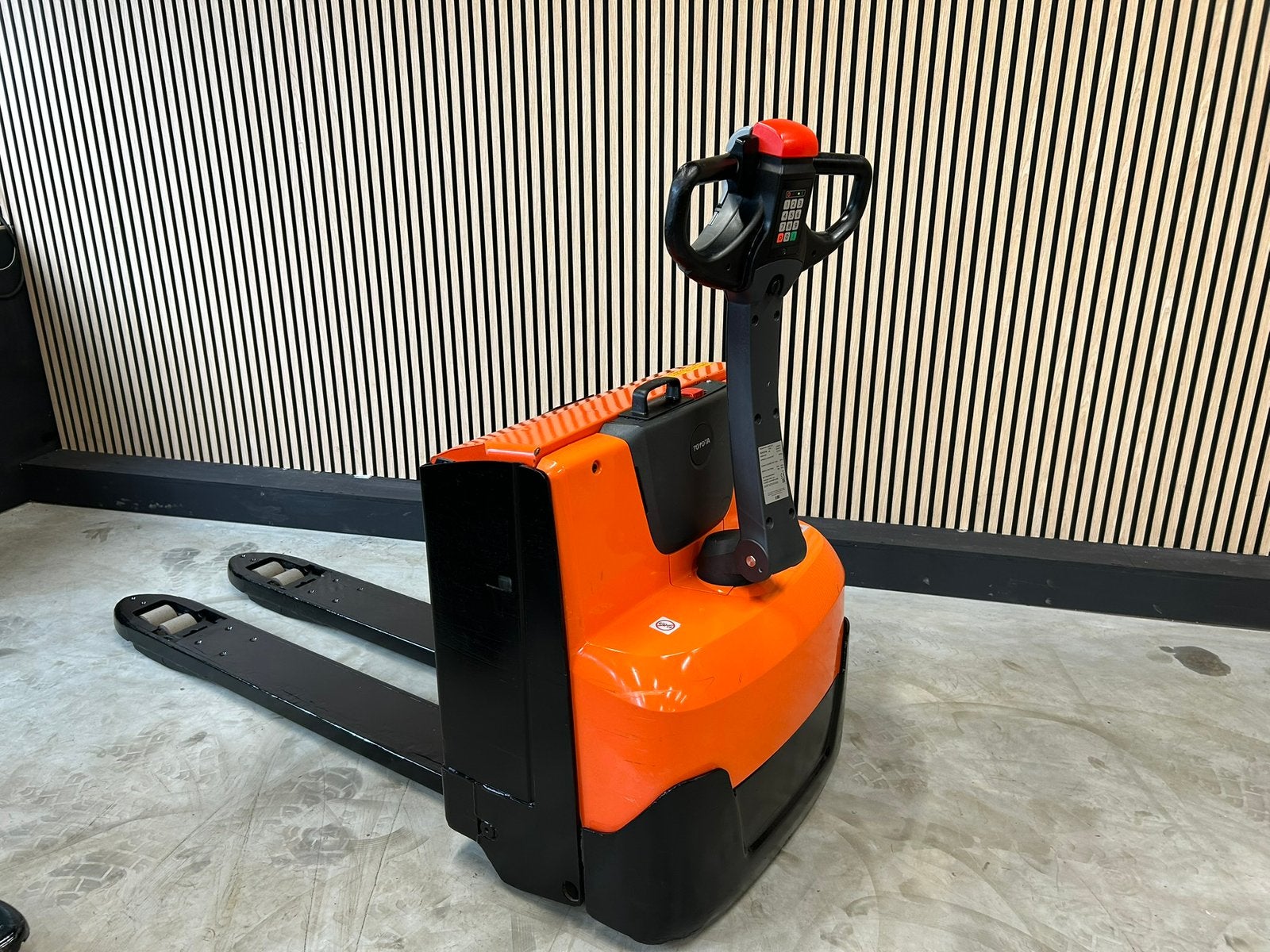 Elektrische Pompwagen / stapelaar, Ophalen of Verzenden, Zo goed als nieuw