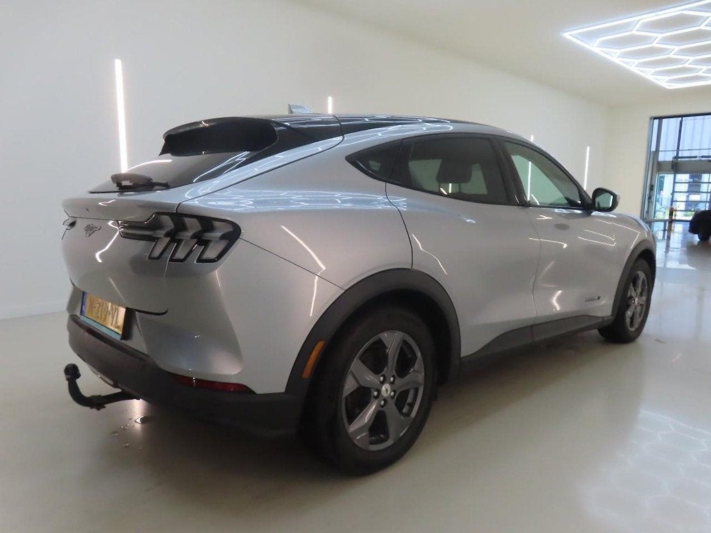 Ford Mustang Mach-E Extended RWD 98 kWh | SOH 91% | Trekhaak, Gebruikt, 750 kg, Origineel Nederlands, 1249 min