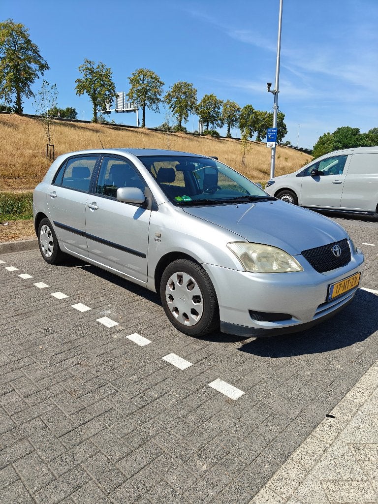 Toyota Corolla 1.6 Vvt-i 5DR Linea Terra 2004 Grijs trekhaak, Auto's, Voorwielaandrijving, Zwart, 4 cilinders, Corolla