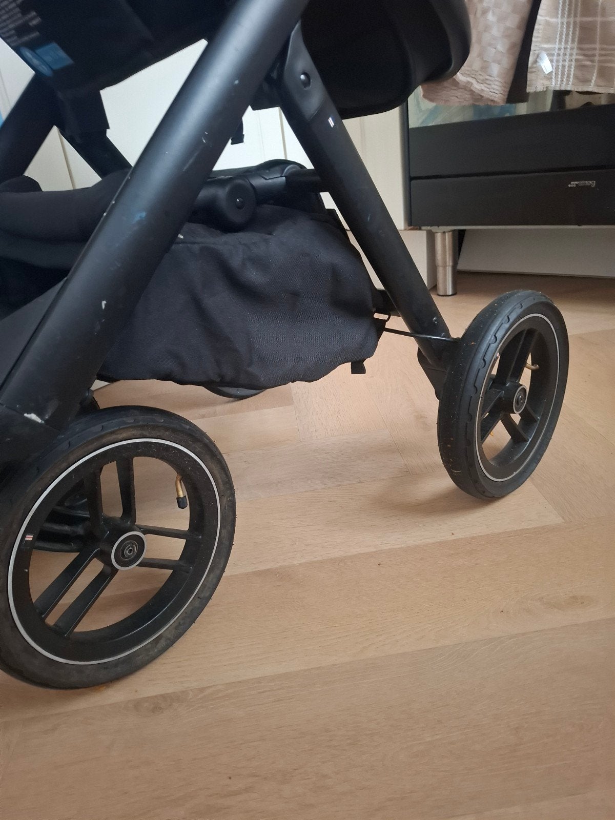 Dubatti kinderwagen, Ophalen, Gebruikt