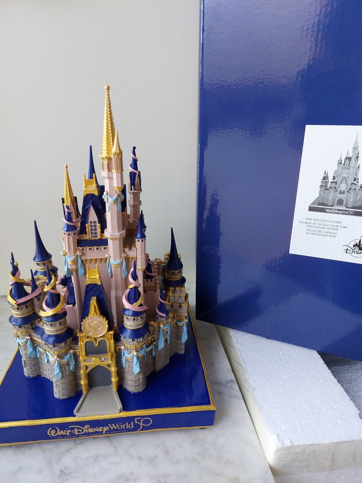 Disney parc exclusive Kasteel Castle WDW50 years beeld, Verzamelen, Ophalen, Assepoester of Belle, Zo goed als nieuw, Beeldje of Figuurtje