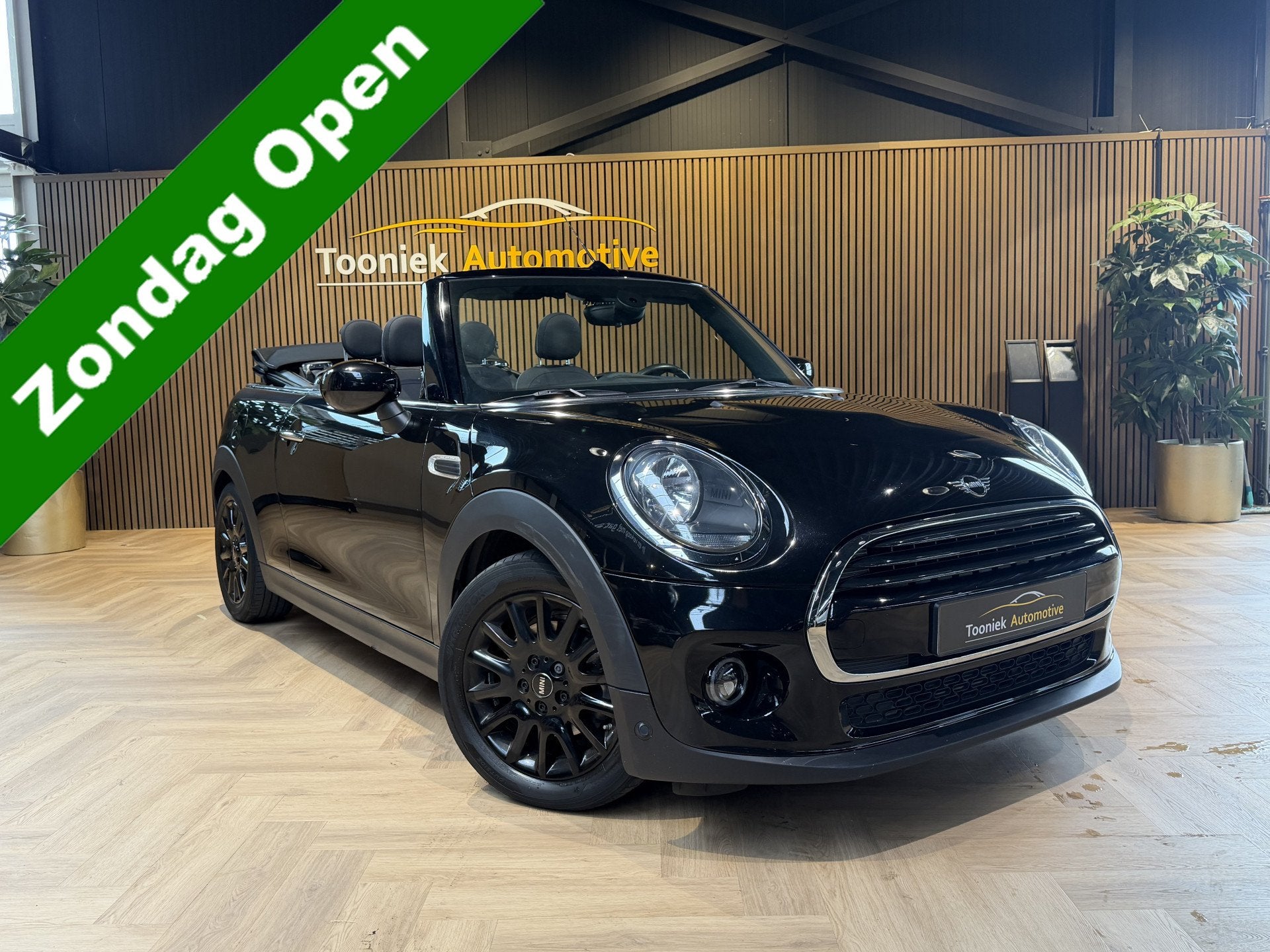 MINI Cabrio 1.5 Cooper Salt AUTOMAAT | (bj 2020), Auto's, Dealer onderhouden, 136 pk, Gebruikt, Euro 6